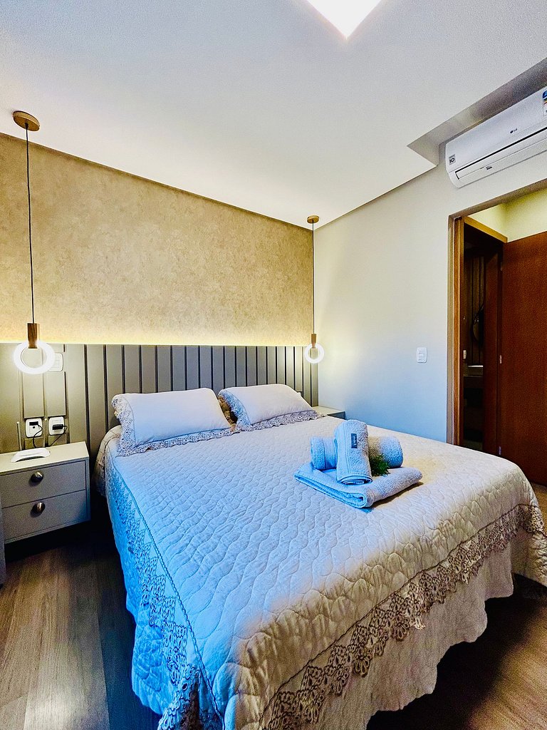 Lindíssimo apto ALTO padrão com piscina