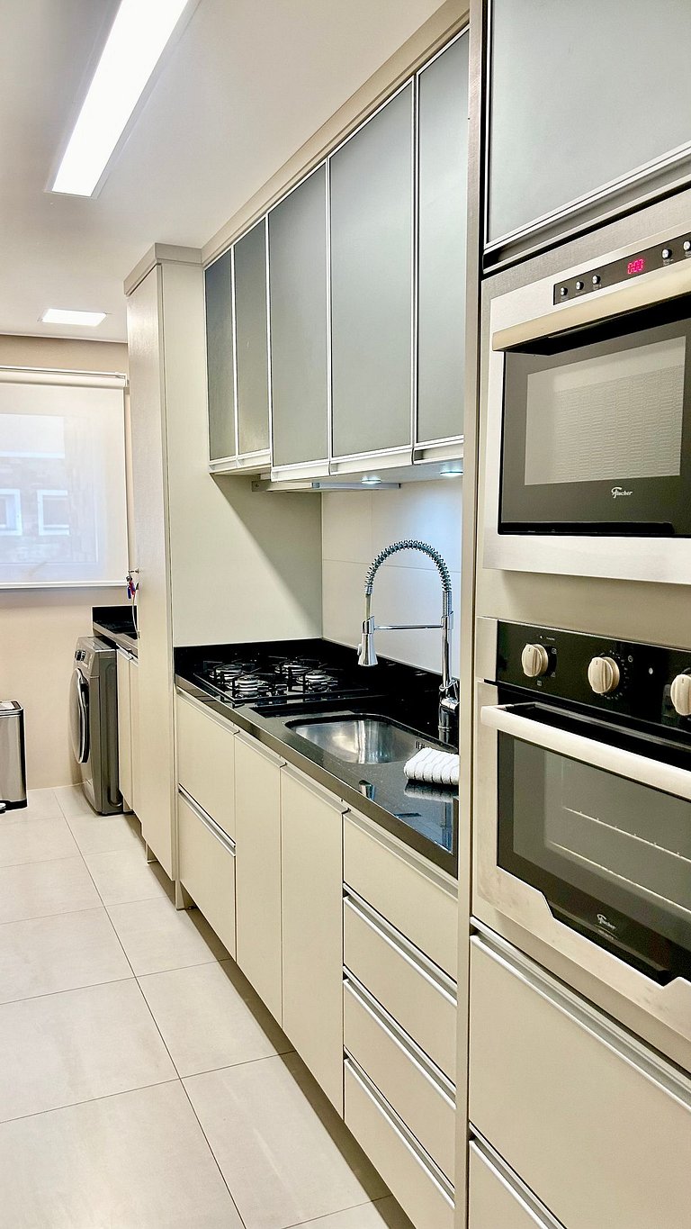 Seu Lar na Serra com Lareira e Piscina aquecida 4min Centro