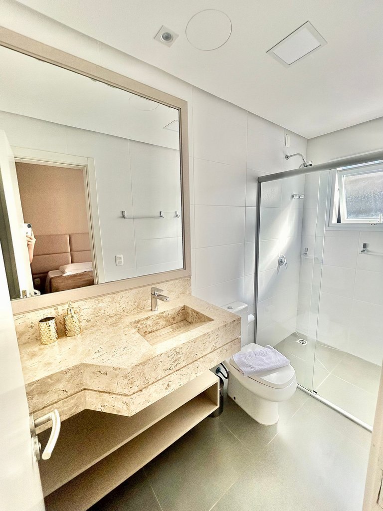 Seu Lar na Serra com Lareira e Piscina aquecida 4min Centro