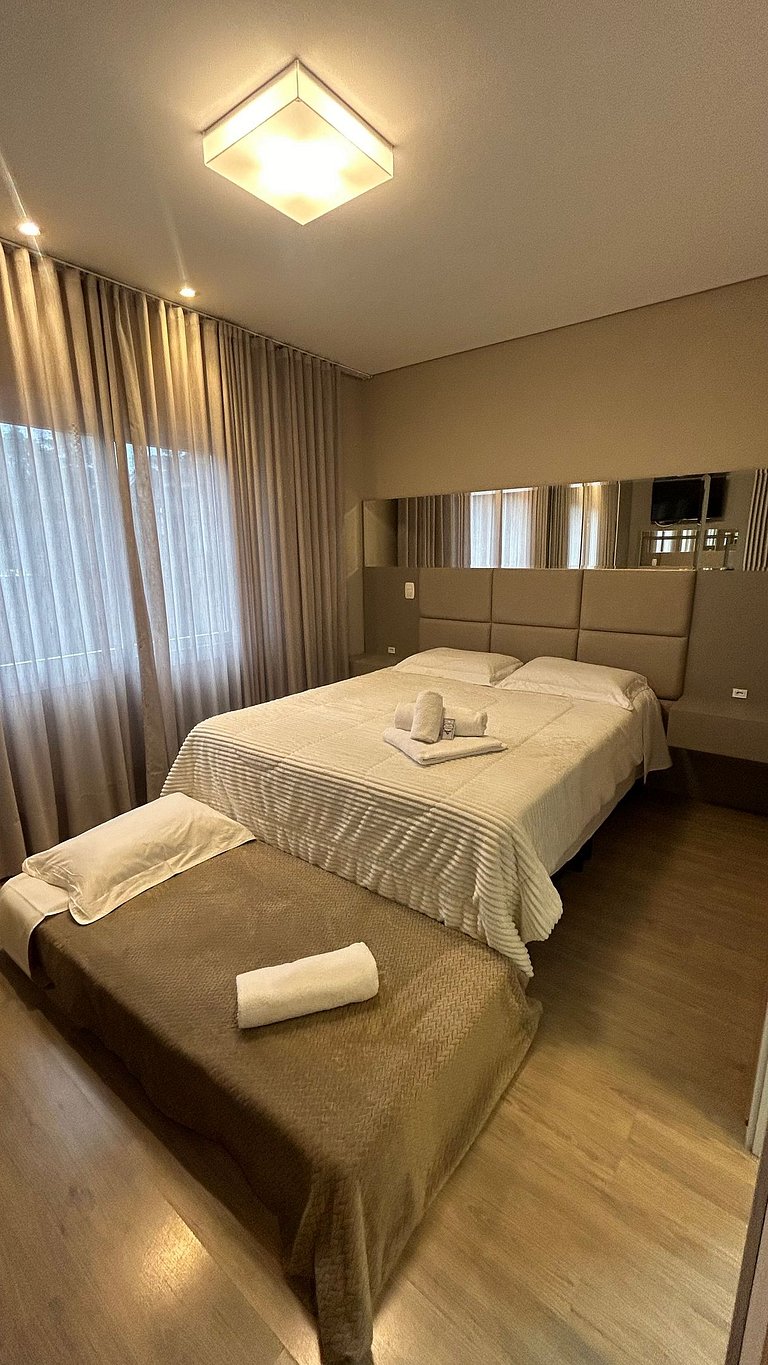 Seu Lar na Serra com Lareira e Piscina aquecida 4min Centro