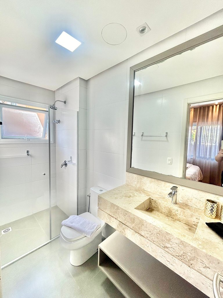 Seu Lar na Serra com Lareira e Piscina aquecida 4min Centro