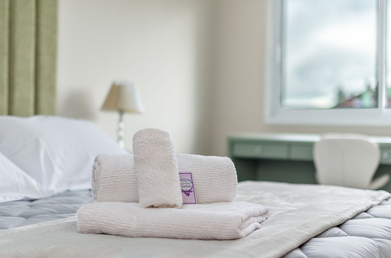 Apto lindo e completo centro de Canela