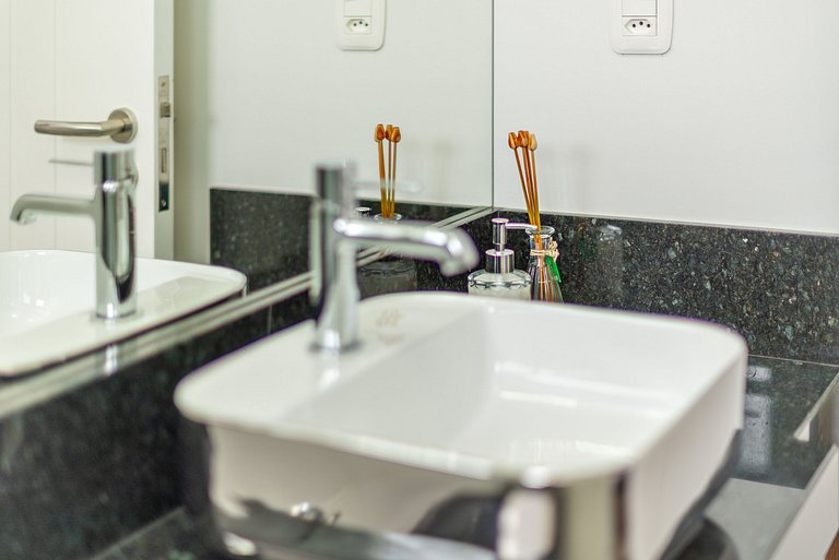 Apto lindo e completo centro de Canela