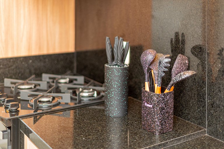 Apto lindo e completo centro de Canela