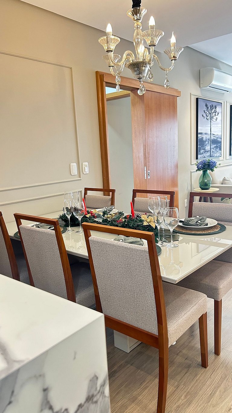 Belíssimo Apto com lareira e piscina aquecida!