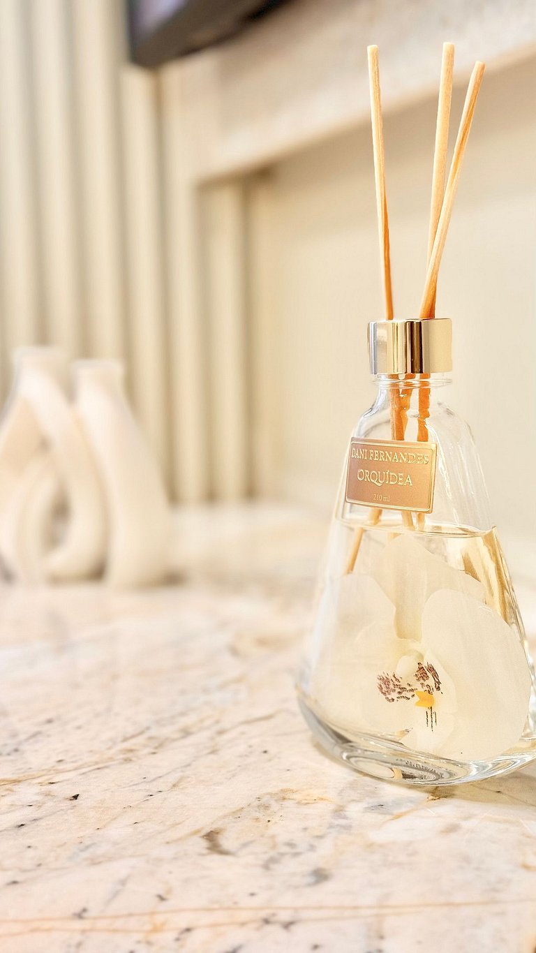 Refúgio Moderno com Lareira em Canela