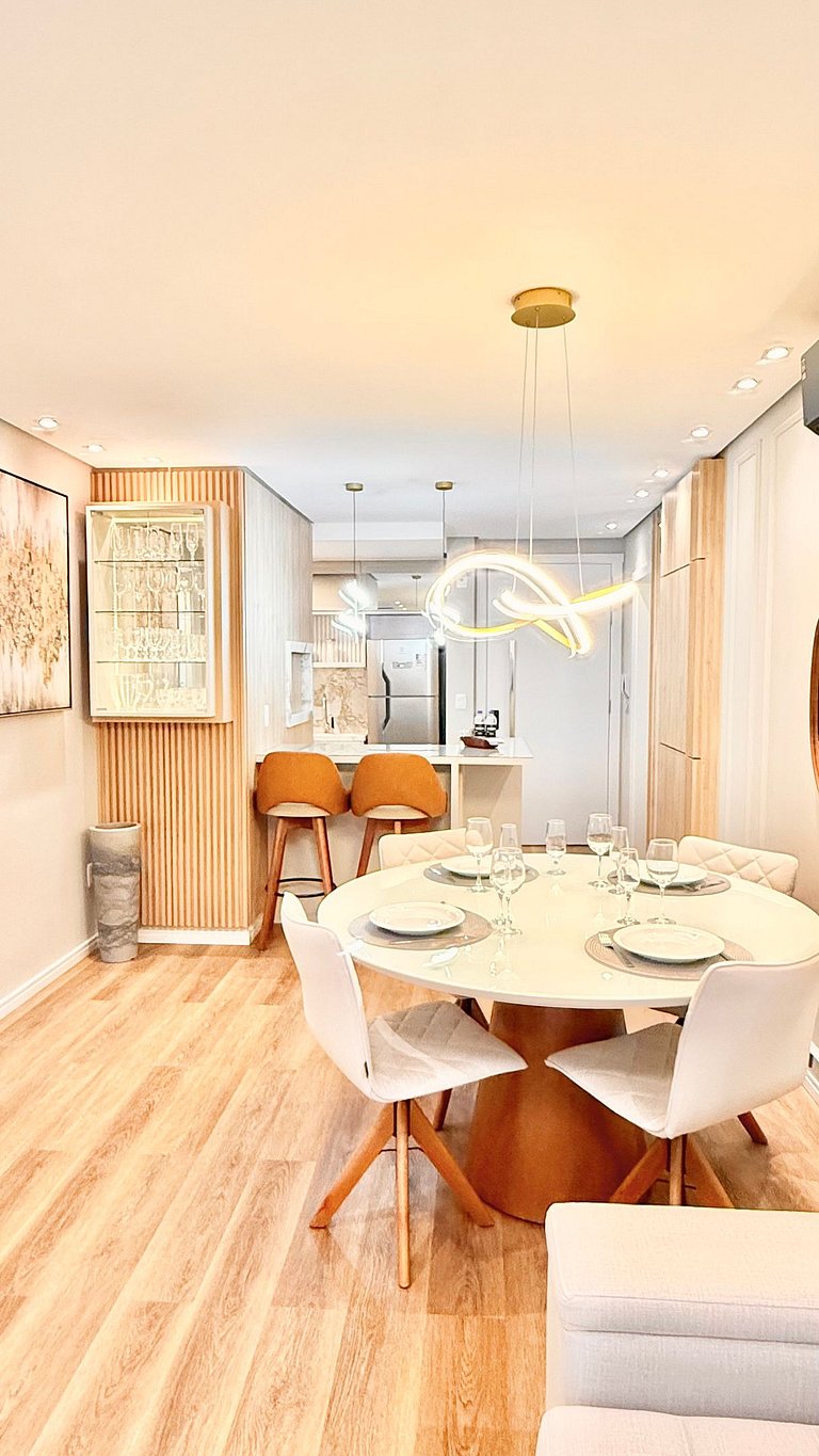 Refúgio Moderno com Lareira em Canela