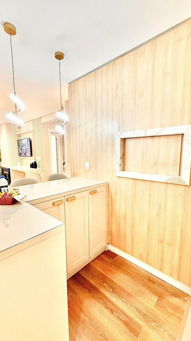 Refúgio Moderno com Lareira em Canela