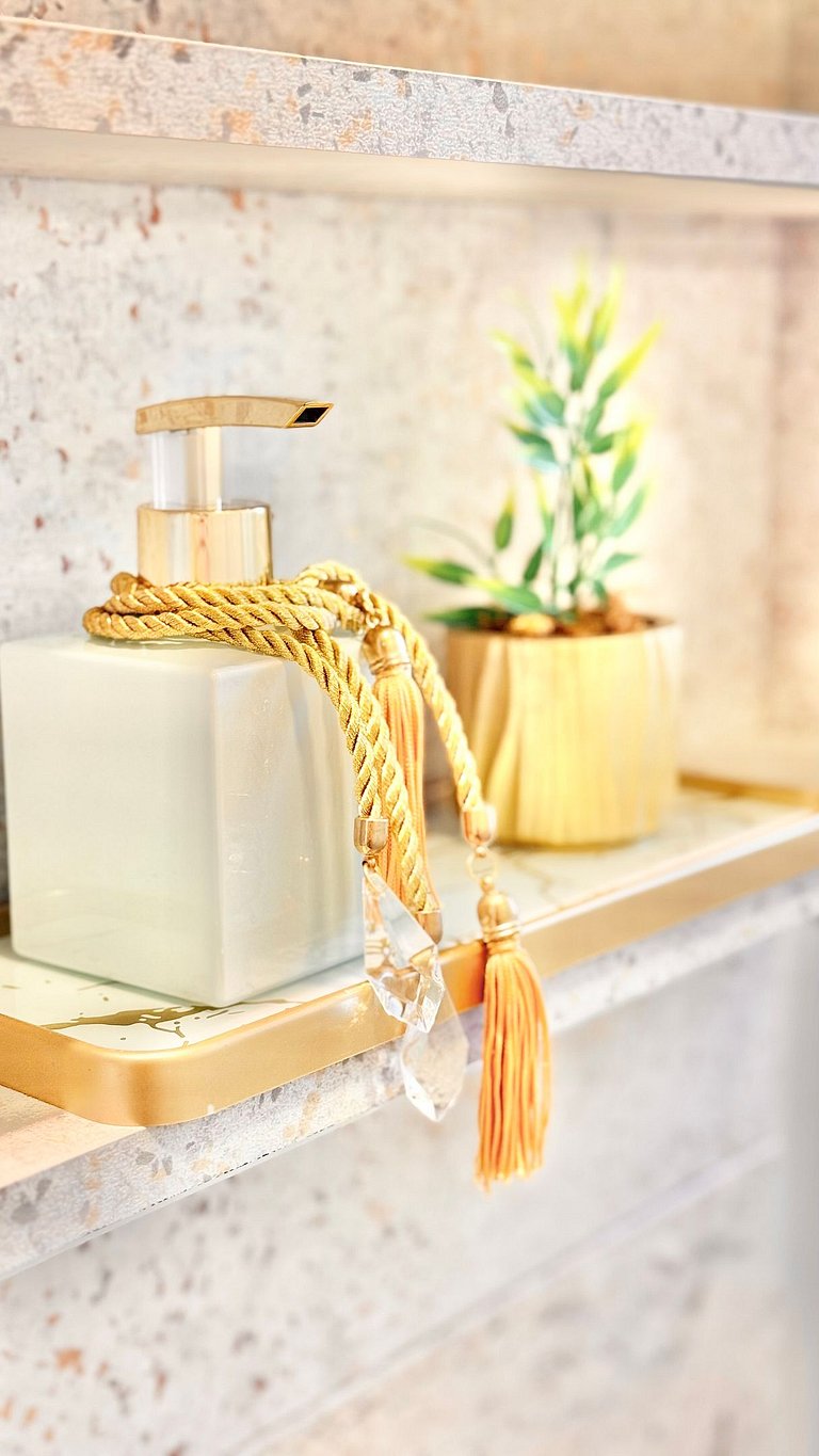 Refúgio Moderno com Lareira em Canela