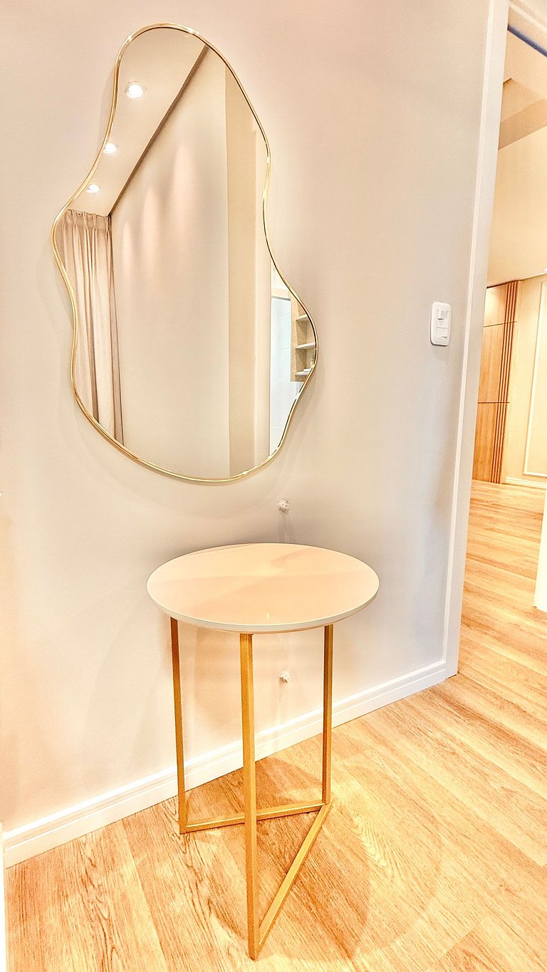 Refúgio Moderno com Lareira em Canela