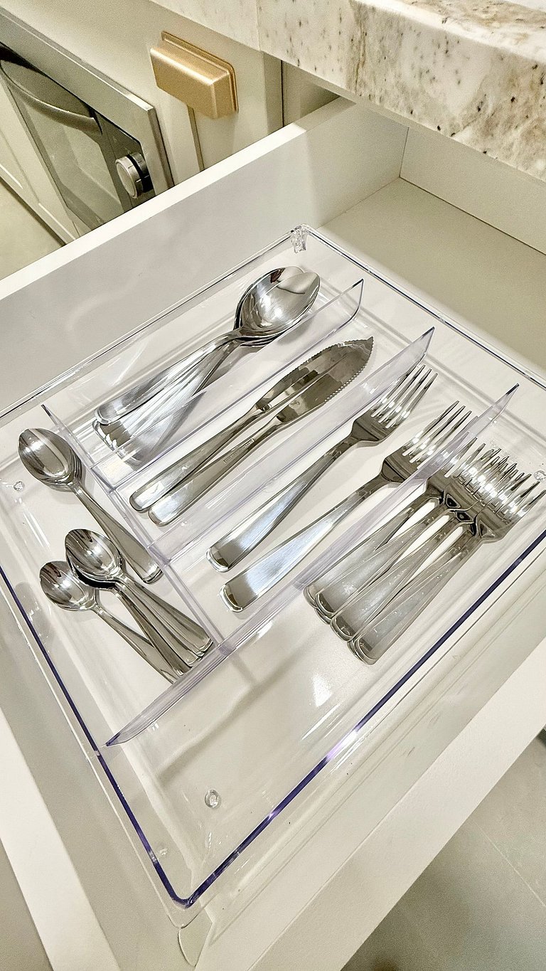 Refúgio Moderno com Lareira em Canela