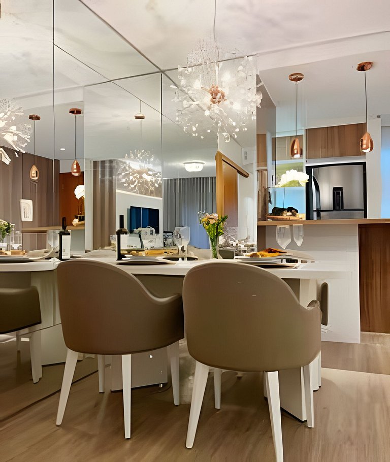 Lindo Apto em cond. com piscina aquecida e ofurô