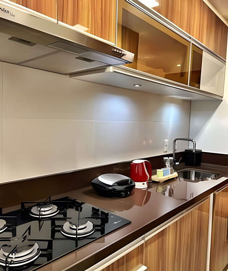 Lindo Apto em cond. com piscina aquecida e ofurô