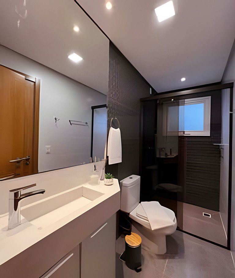 Lindo Apto em cond. com piscina aquecida e ofurô