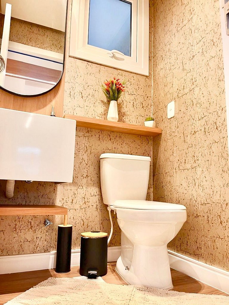 Conforto e Estilo em Canela. 2 suítes com lareira