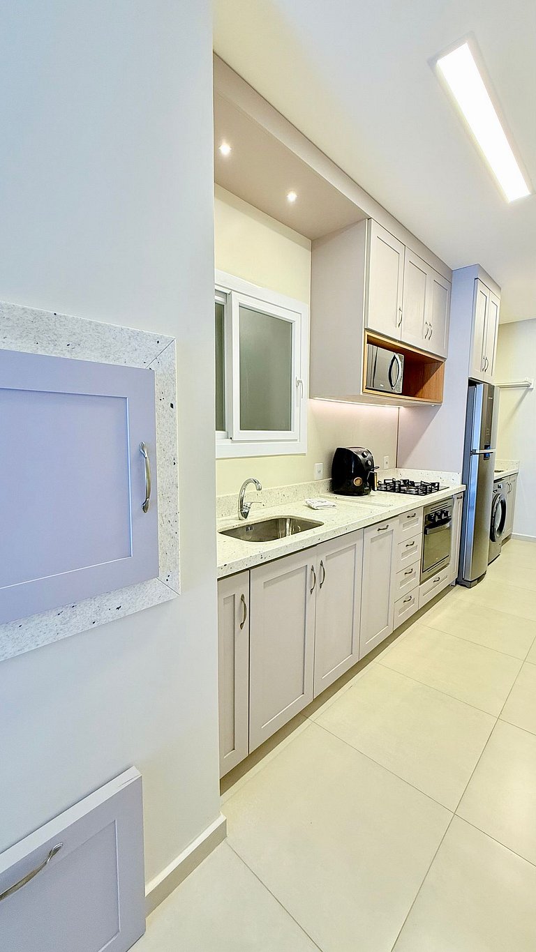 Charmoso e Completo c/ Lareira Próx a Rua Coberta