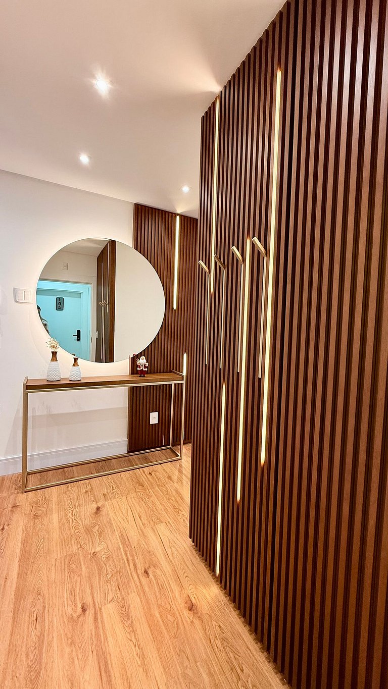 Alto Padrão em condomínio Clube com Piscina