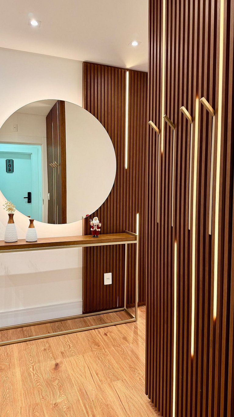 Alto Padrão em condomínio Clube com Piscina