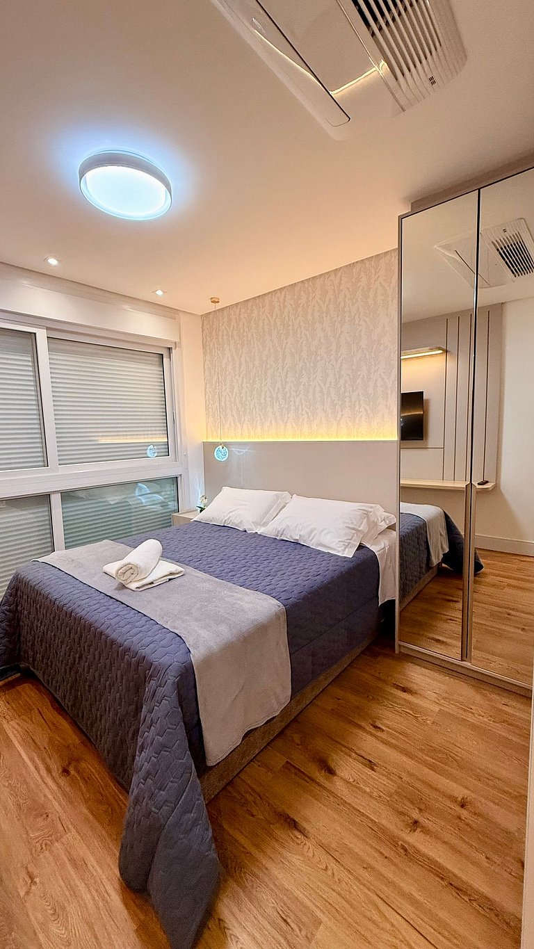 Alto Padrão em condomínio Clube com Piscina