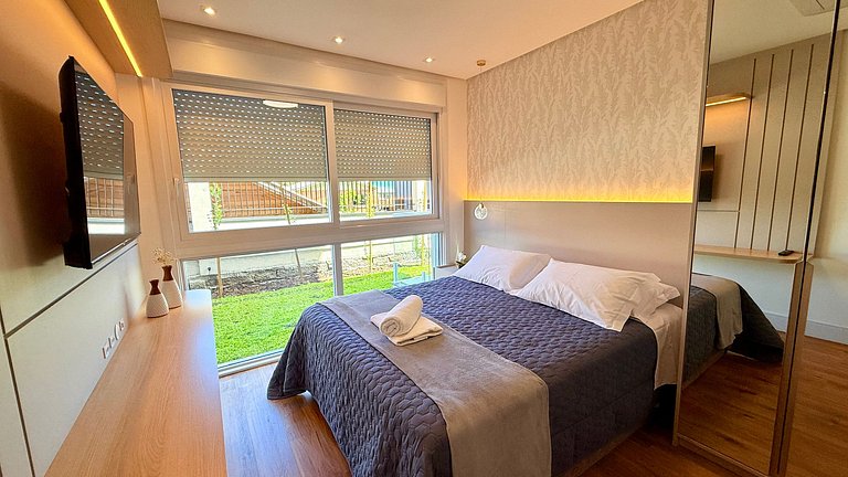 Alto Padrão em condomínio Clube com Piscina