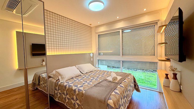 Alto Padrão em condomínio Clube com Piscina