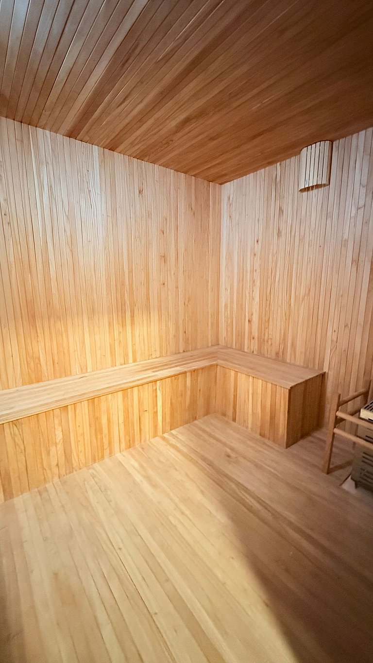 Alto Padrão em condomínio Clube com Piscina