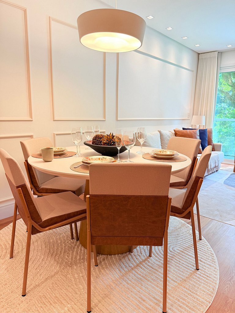 Natureza & Piscina | Apê Novo em Condomínio Clube