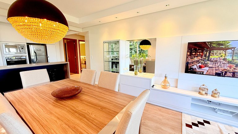 2 Suítes • Vista Sunset • 5min Centro