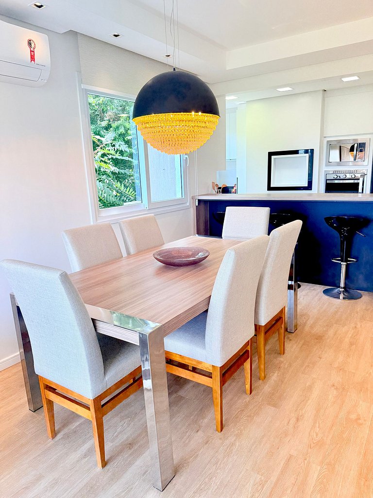 2 Suítes • Vista Sunset • 5min Centro