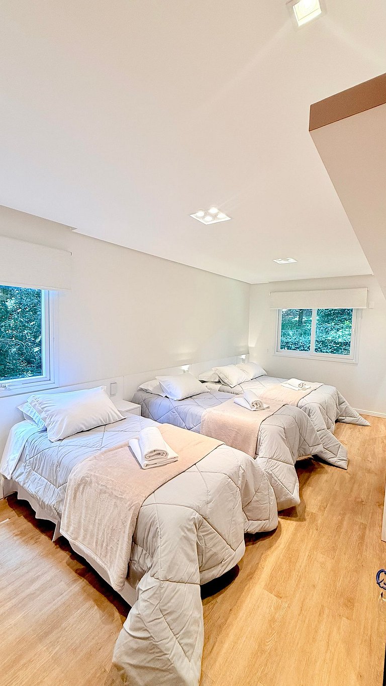 2 Suítes • Vista Sunset • 5min Centro