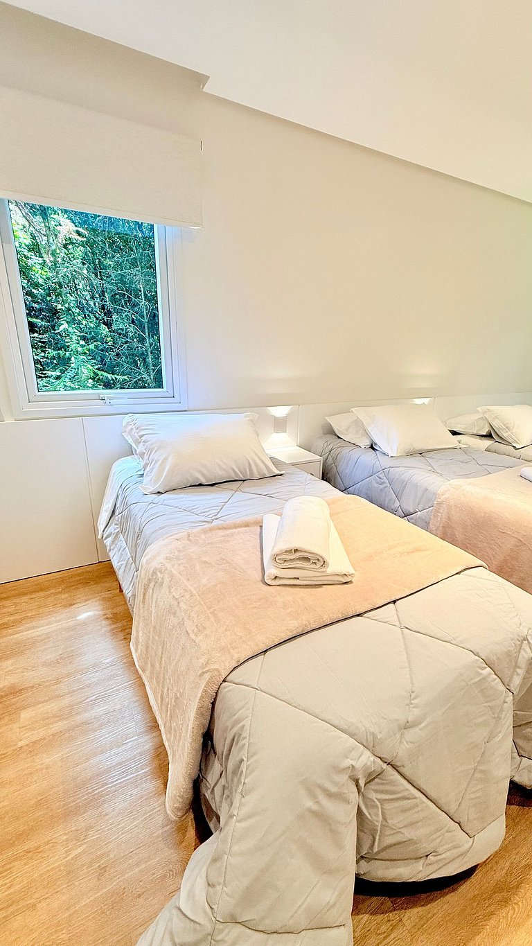 2 Suítes • Vista Sunset • 5min Centro