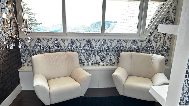 Luxo 3 Suítes | Vista Vale do Quilombo |R. Coberta