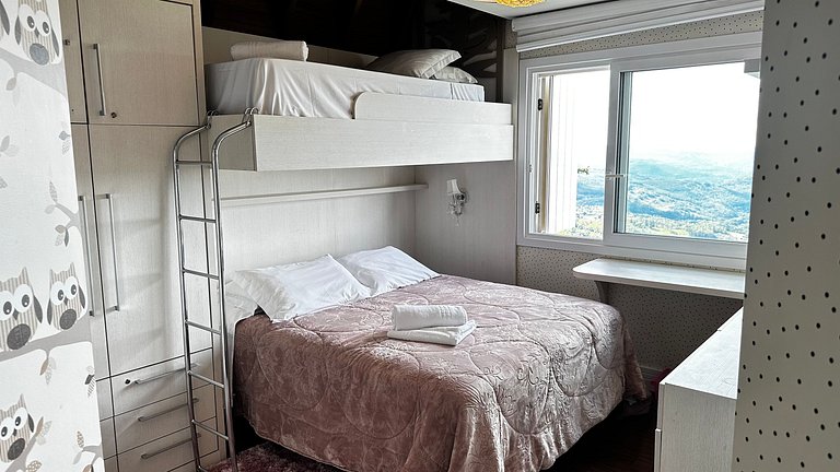 Luxo 3 Suítes | Vista Vale do Quilombo |R. Coberta