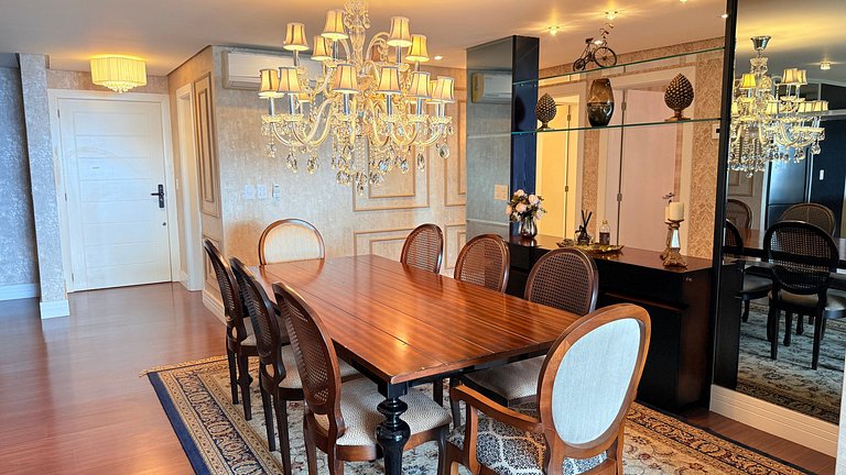 Luxo 3 Suítes | Vista Vale do Quilombo |R. Coberta