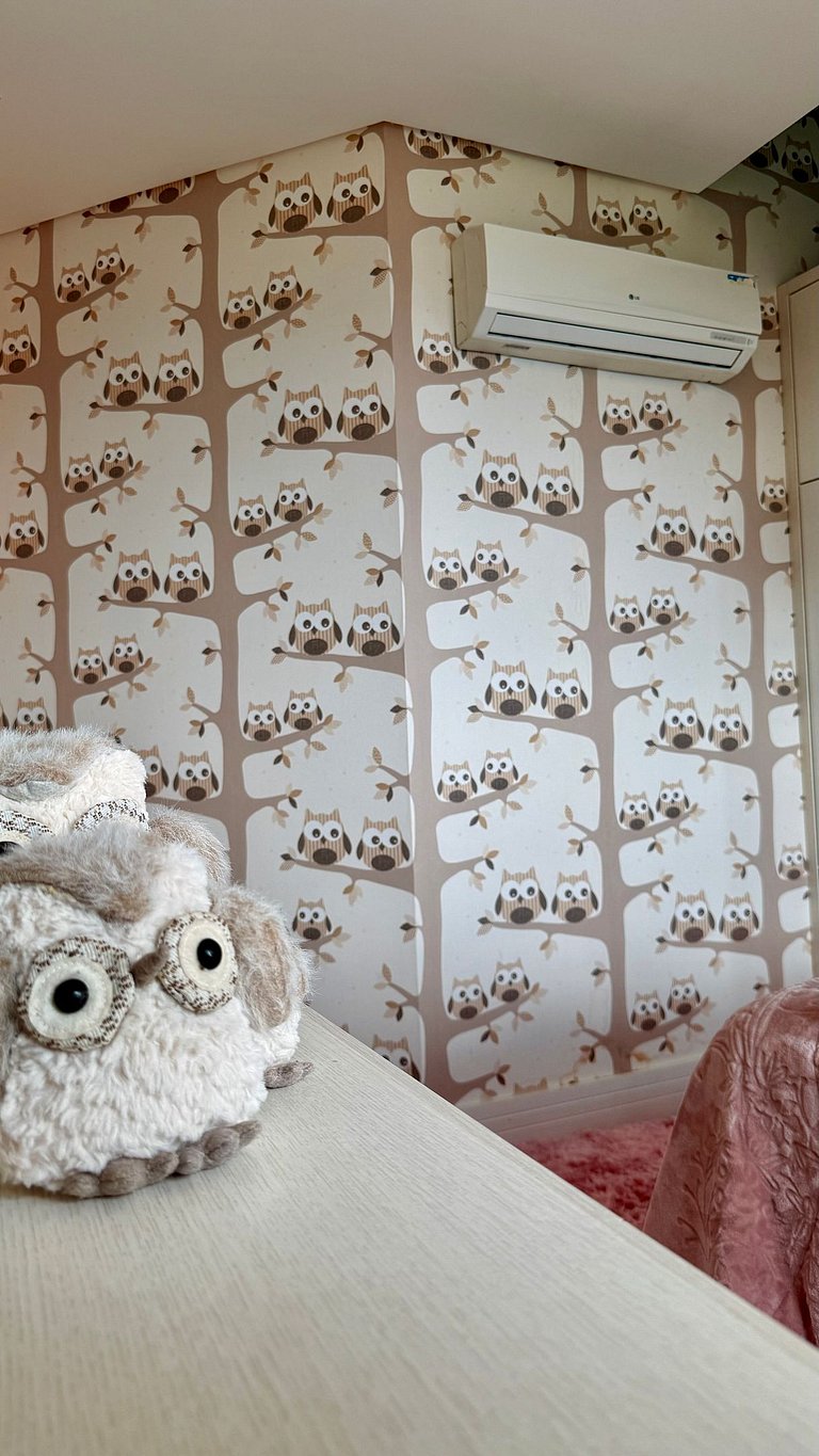 Luxo 3 Suítes | Vista Vale do Quilombo |R. Coberta