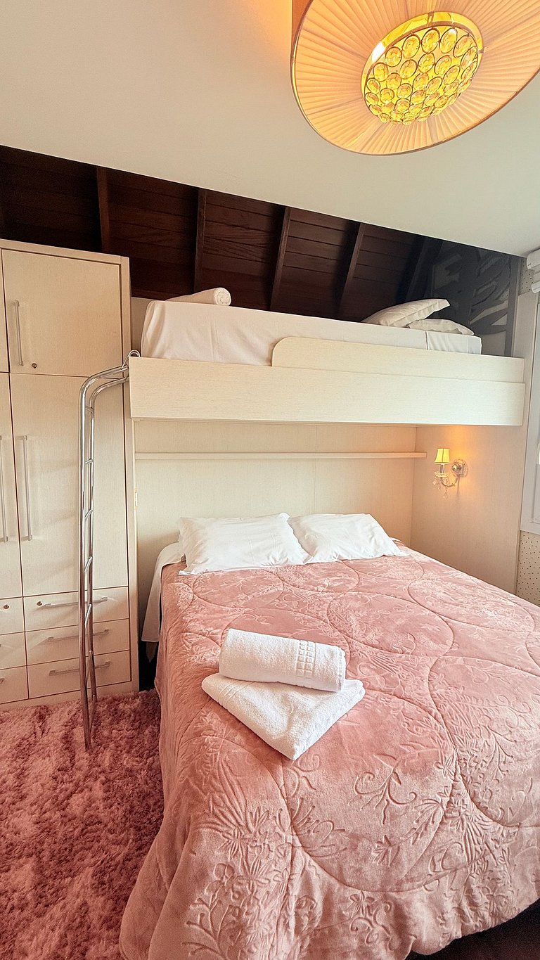 Luxo 3 Suítes | Vista Vale do Quilombo |R. Coberta