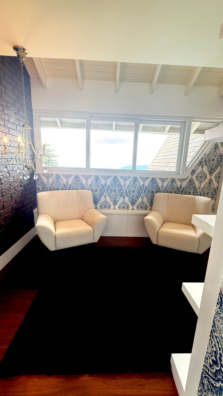 Luxo 3 Suítes | Vista Vale do Quilombo |R. Coberta