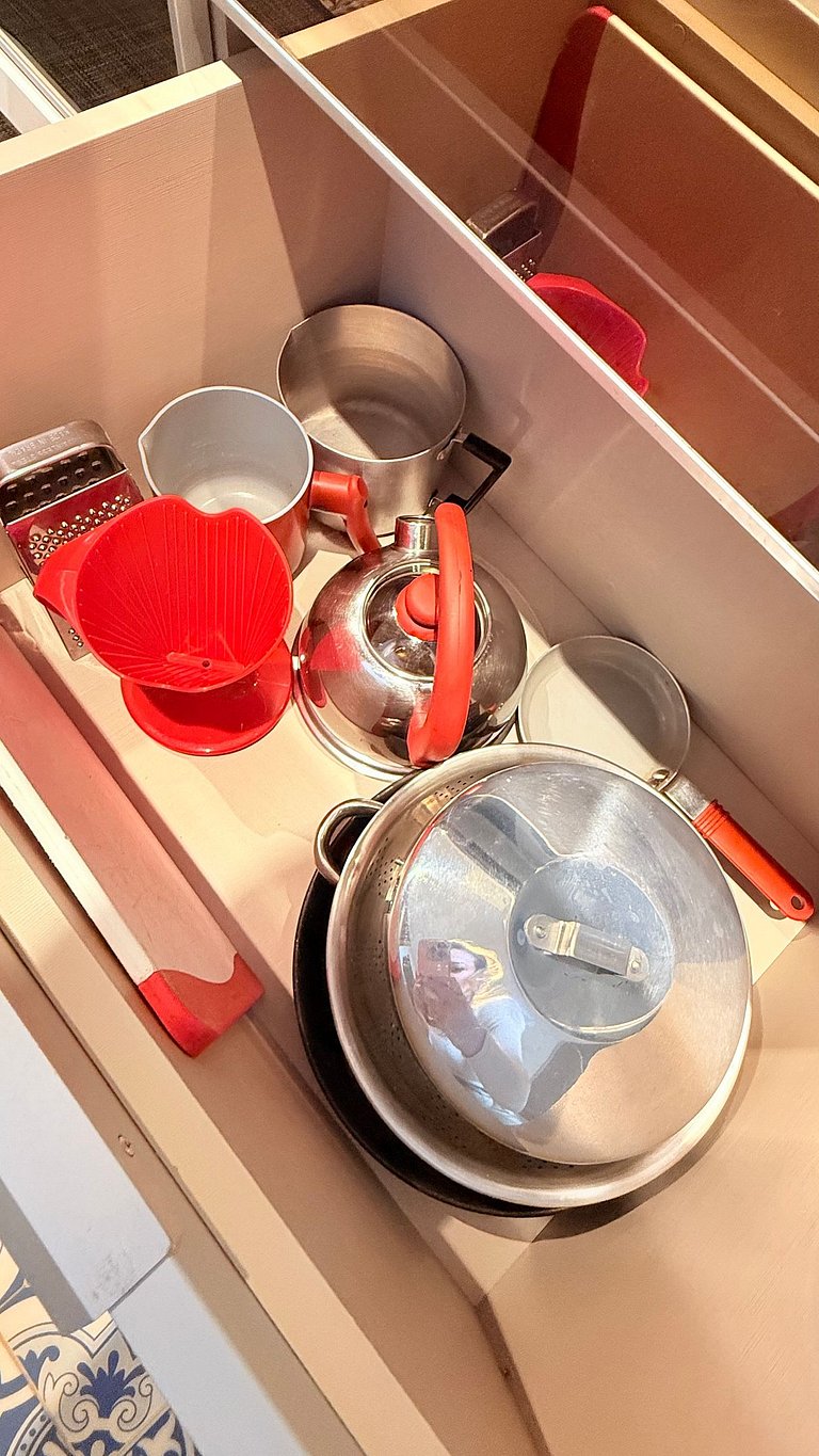 Luxo 3 Suítes | Vista Vale do Quilombo |R. Coberta