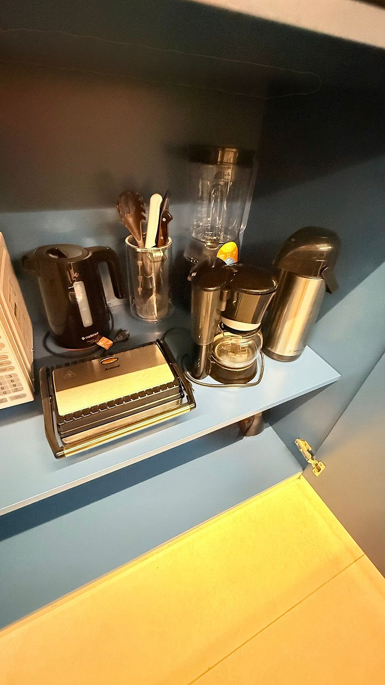 Apê lindo entre a Rua Coberta e Rua Torta!