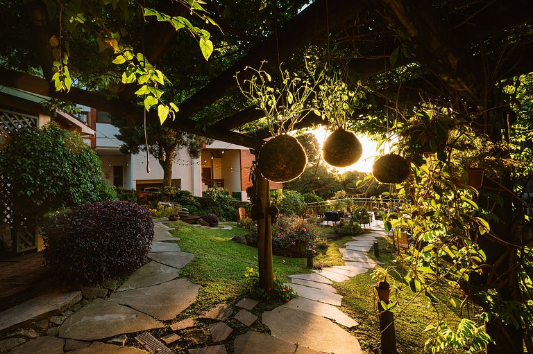 Suites Refúgio do Vale I