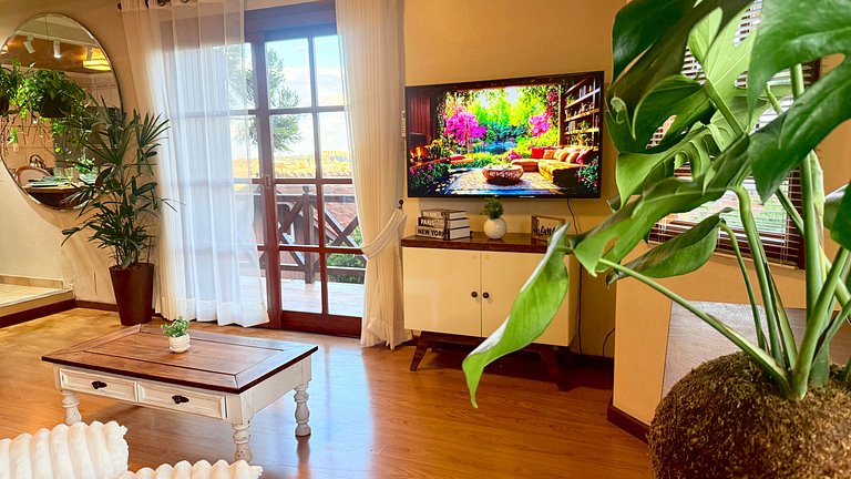 Casa Serena | 3 Quartos | Próx Centro