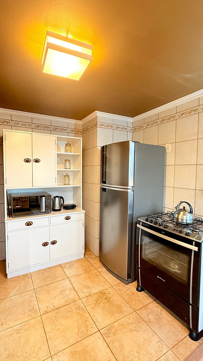 Casa Serena | 3 Quartos | Próx Centro