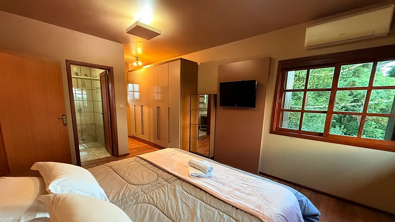 Casa Serena | 3 Quartos | Próx Centro