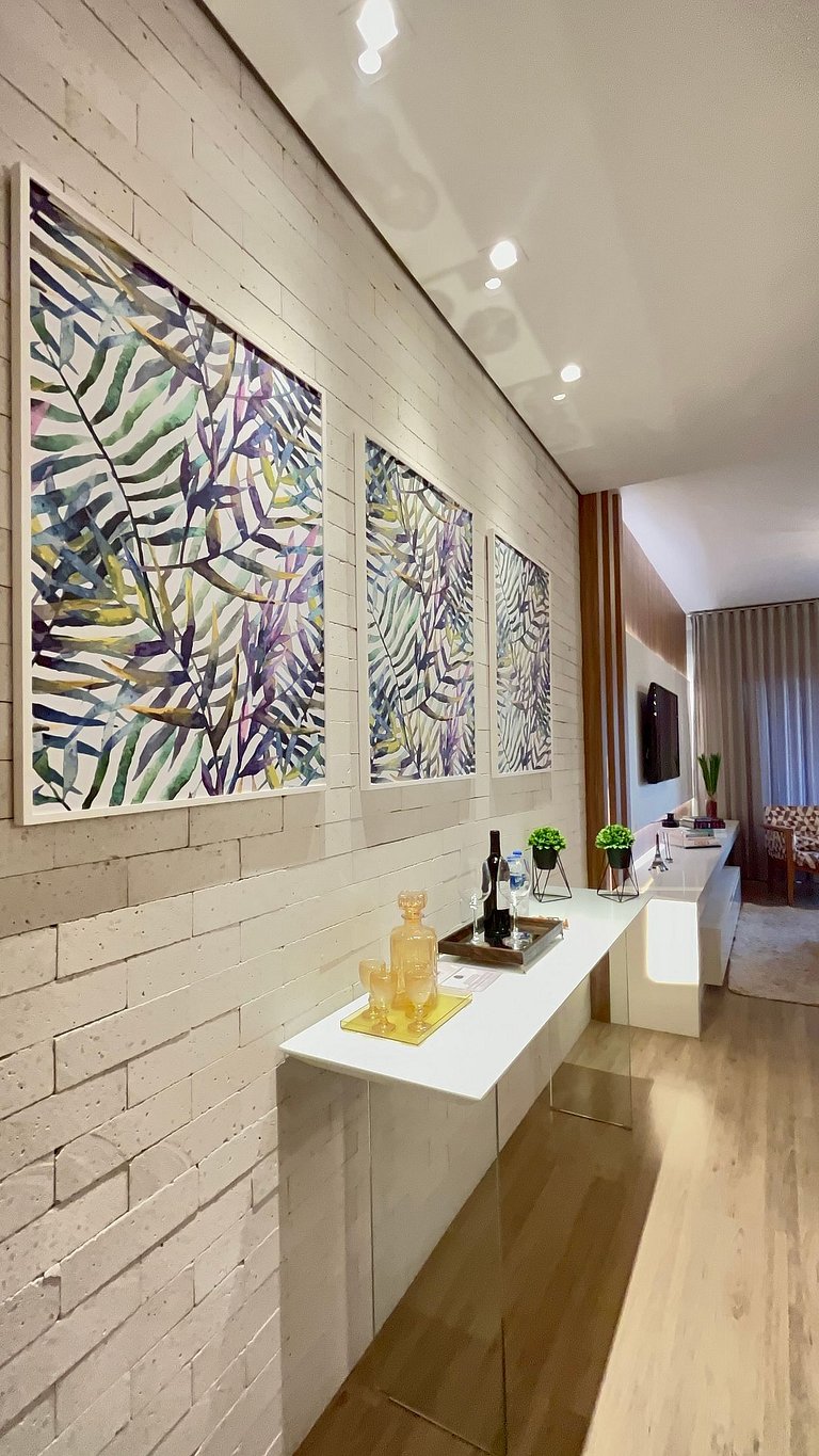 Lindo Apto em cond. com piscina aquecida e ofurô