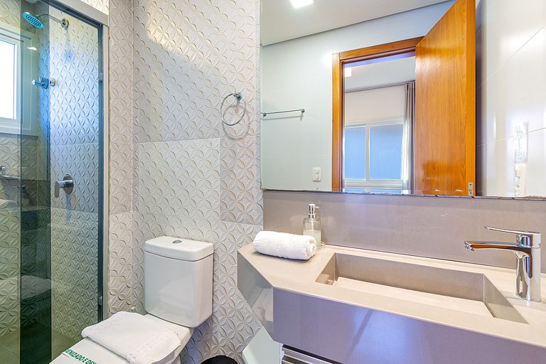 Casa de Pedra | 2 Suítes | Piscina | Jacuzzi