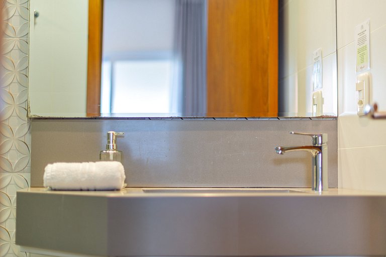 Casa de Pedra | 2 Suítes | Piscina | Jacuzzi
