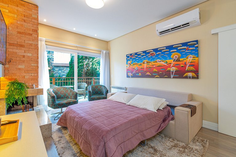 Casa de Pedra | 2 Suítes | Piscina | Lareira