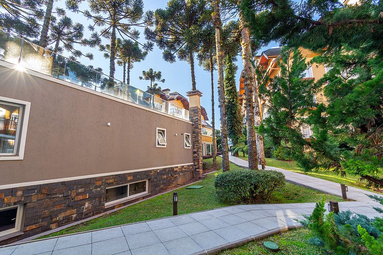 Casa de Pedra | 2 Suítes | Piscina | Lareira