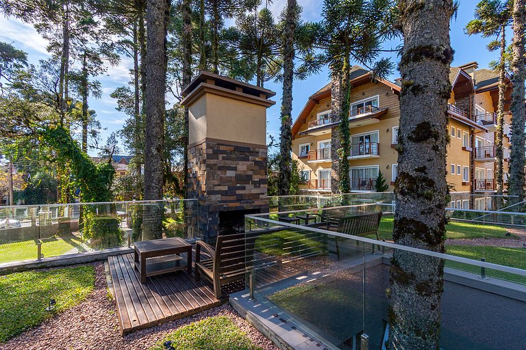 Alto Padrão com lareira, piscina e vista incrível