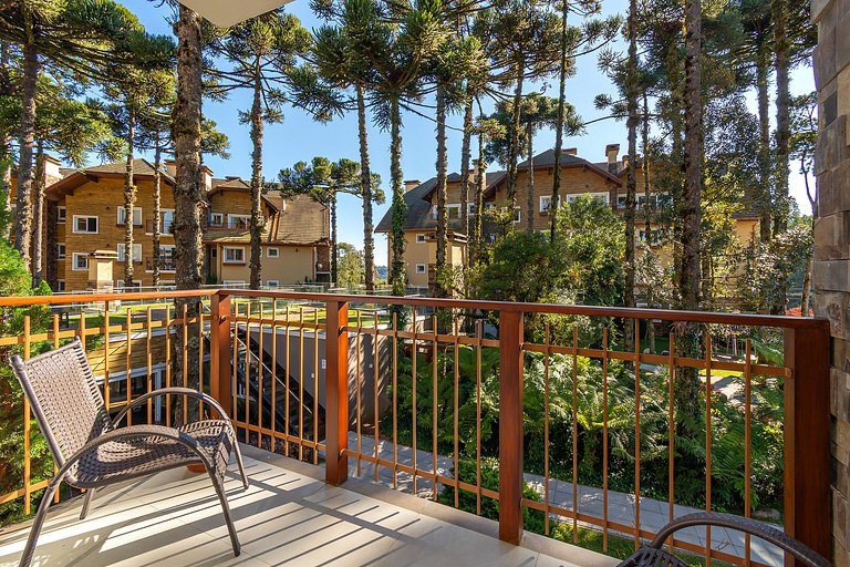 Apto LINDO com lareira, piscina aquecida e jacuzzi